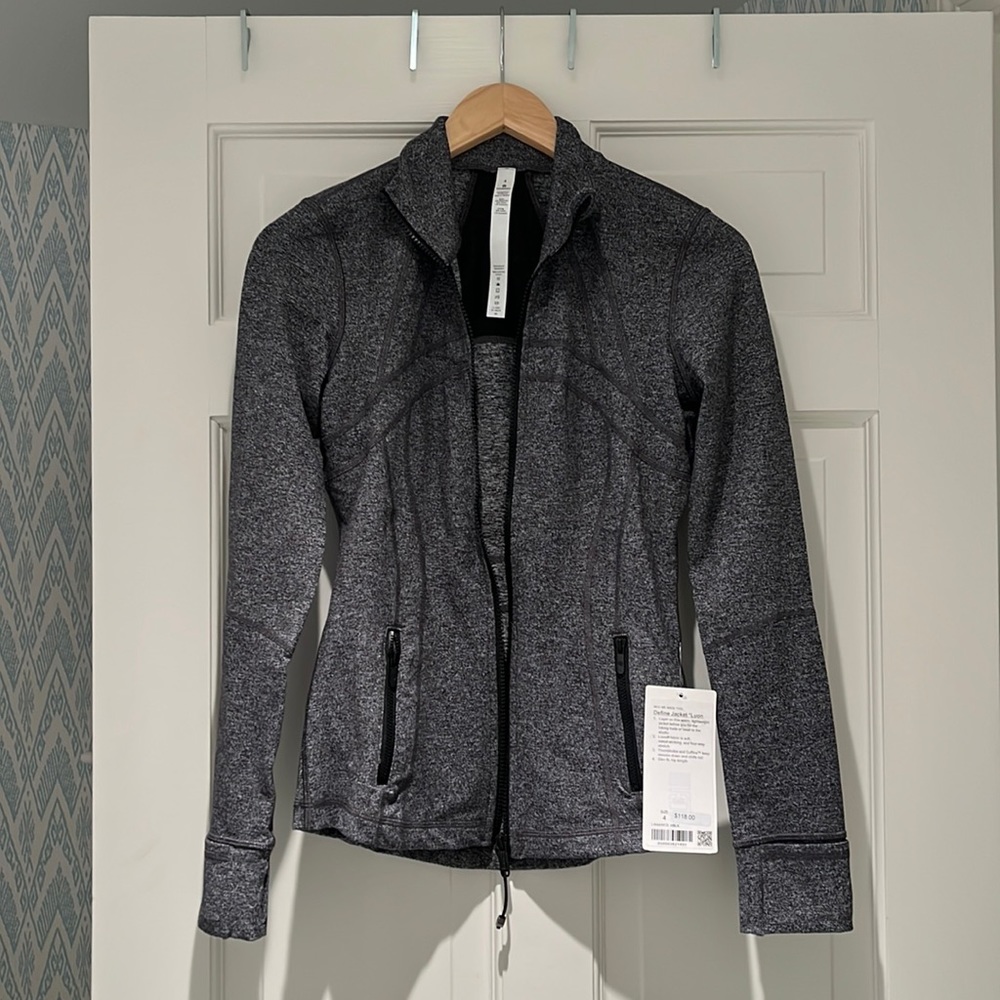 Defined jacket Lululemon size 4